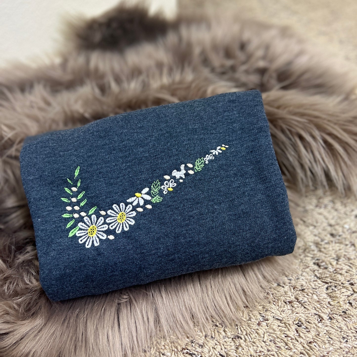 Signature Floral Check: Oopsie Daisies